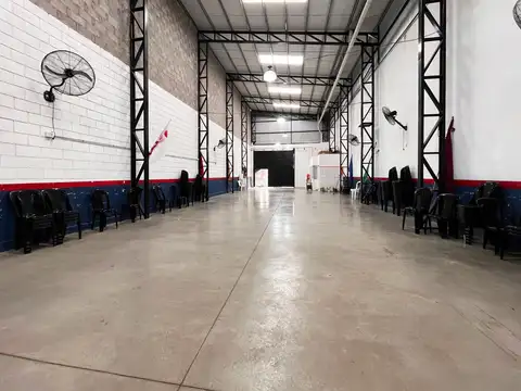 Galpon en Venta 29  mts Fondo