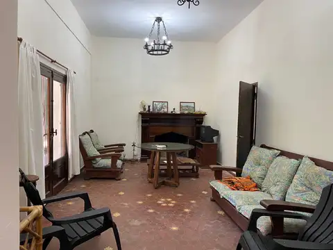 ¡EN VENTA! ¡ÚNICO EN LA ZONA! CHACRA DE 4 HECTÁREAS CON MEJORAS Y EXCELENTE PARQUIZACIÓN EN MERCEDES