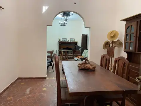 ¡EN VENTA! ¡ÚNICO EN LA ZONA! CHACRA DE 4 HECTÁREAS CON MEJORAS Y EXCELENTE PARQUIZACIÓN EN MERCEDES