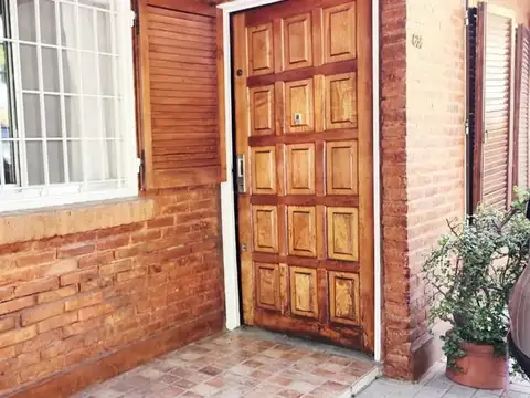 Casa en Venta en Don Torcuato, USD 140.000