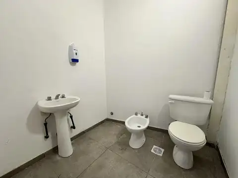 Nave Industrial en  Micropi - Alquiler - 875 m2