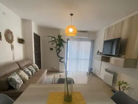 Roque Saenz Peña 100, Piso 1