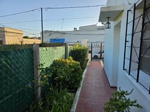 Chacabuco 144 , Piso 0