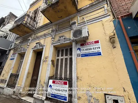 Depto Tipo Casa en Venta 100 años