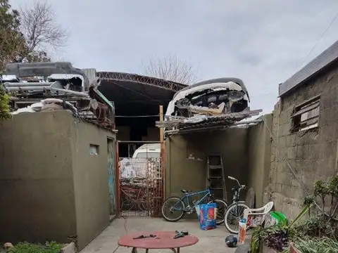 Casa en Venta con 1 cochera