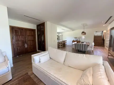 Casa en Venta al Este