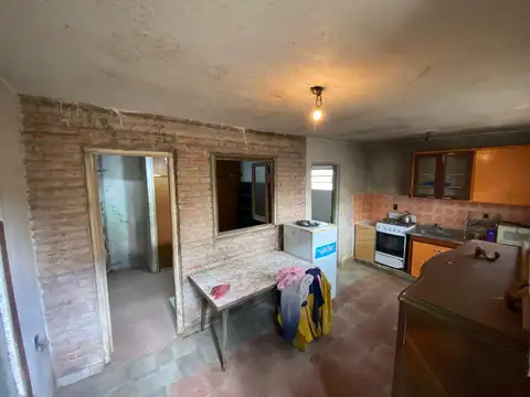 Depósito   con oficina en Lujan   lote de 460 m2