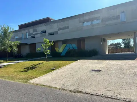 Casa Chalet  en Venta en Altos de Campo Grande, Pilar, G.B.A. Zona Norte
