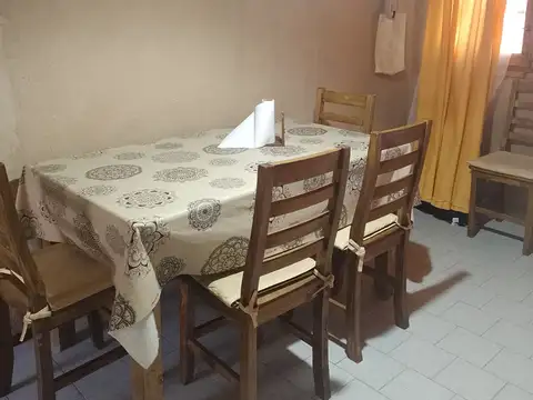 Depto Tipo Casa en Venta con 1 cocheras