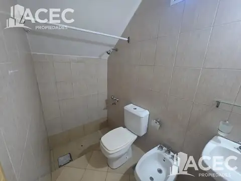 Alquiler- Departamento- Rep.de la Sexta