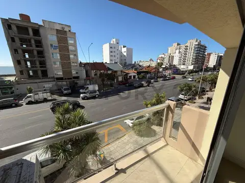 Av Independencia 500, Piso 1