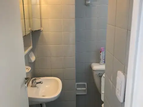 Monombiente, balcon frances, buena vista, luminoso, cocina con lavadero