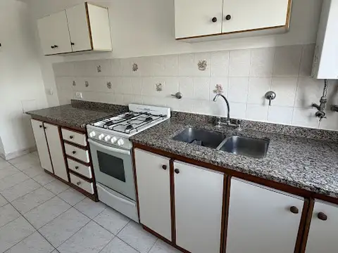 Departamento en Alquiler 40 años