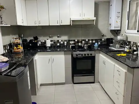 Casa. Benegas al 8000