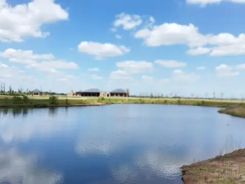 Terreno en Venta 20  mts Frente