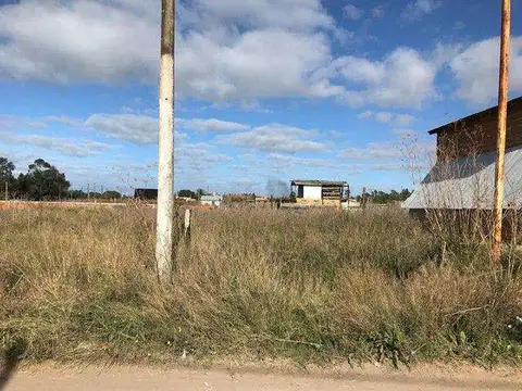 terreno de 500m2 sobre calle 54 entre 87 y 89