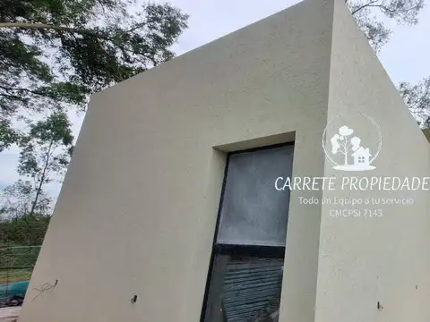 Casa en venta Minimalista de 4 ambientes y pileta. Barrio Santa Sofia. Pilar