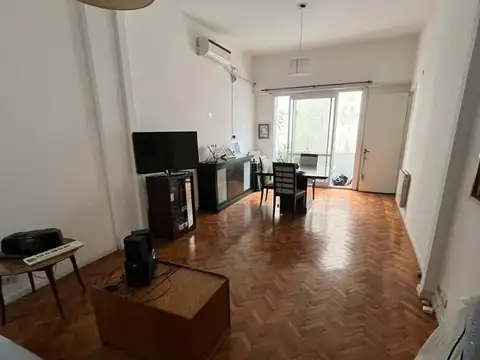 Venta. Permuta. 4 Amb + dep. 110m². Ayacucho y Paraguay.