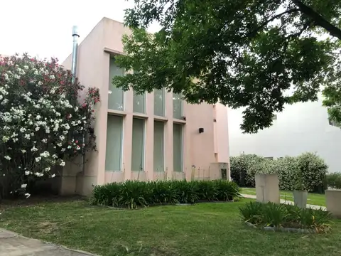 CASA EN VENTA EN SANTA MARIA DE LOS OLIVOS