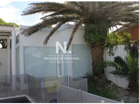 Casa en venta con vista al mar.