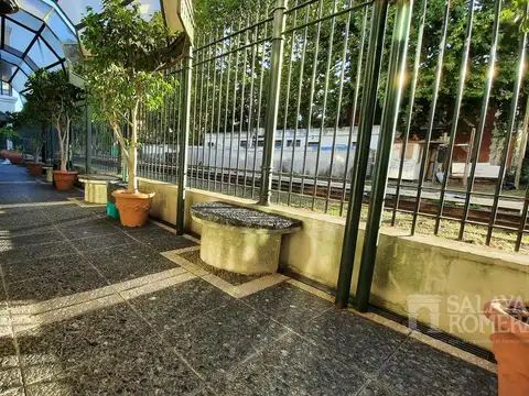 Local en Venta en Olivos, USD 70.000