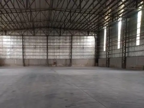 Depósito 4.600m² Ex Ruta 9, Escobar.