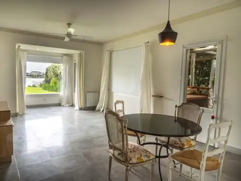 Casa en Alquiler al Este