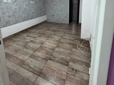 EXCELENTE LOCAL EN RECOLETA!