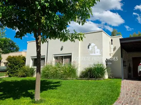 Casa en Venta con 1 cochera