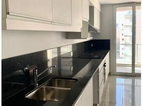 4 AMBIENTES CON VISTA A PLAZA LOS ANDES