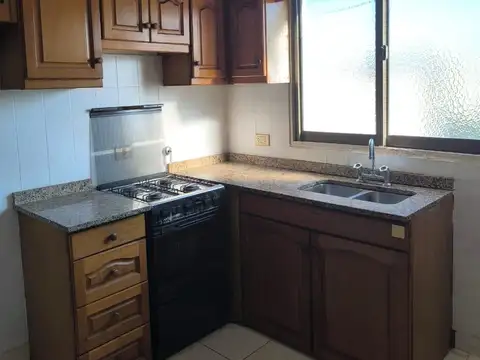 Departamento en alquiler en Rosario centro. Maipu 1500