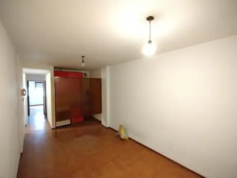 San Martin 500, Piso 6