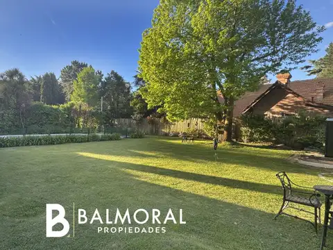 Casa 3 ambientes con 2 baños