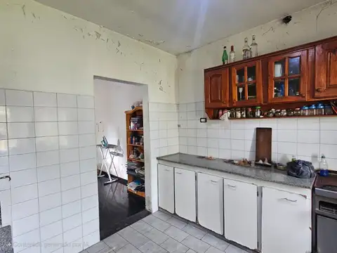 Casa en Venta con 6 cocheras
