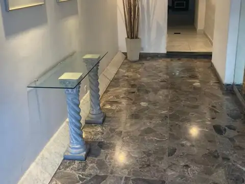 Av Diaz Velez 4000, Piso 1