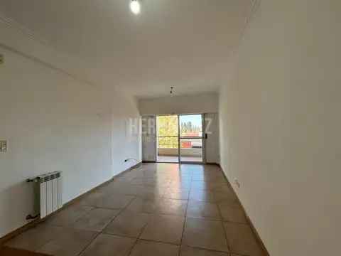 DEPARTAMENTO 2 AMB, 2 BALCONES LANÚS ESTE CENTRO