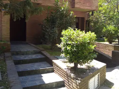 Casa en Venta en Pinamar, USD 95.000