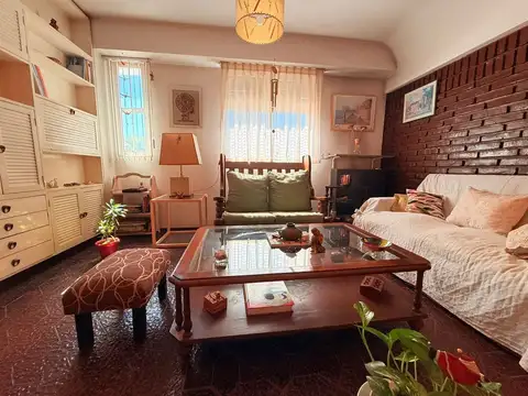 Depto Tipo Casa 4 ambientes con 1 baño