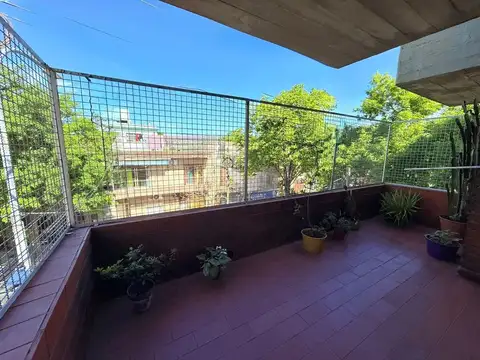 Depto Tipo Casa en Venta 48 años