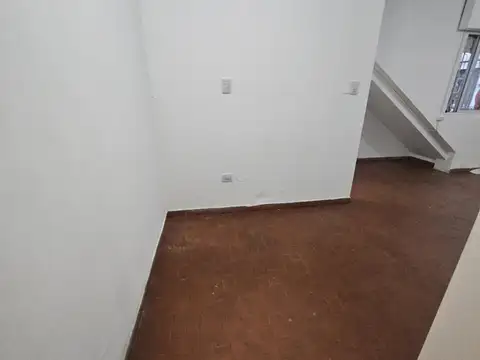 Depto Tipo Casa Monoambiente con 1 baño