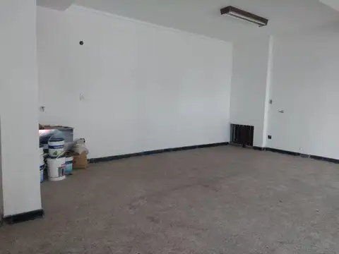 Departamento 6 ambientes con 2 baños