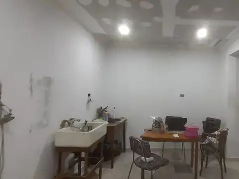 Local en Venta 60 años