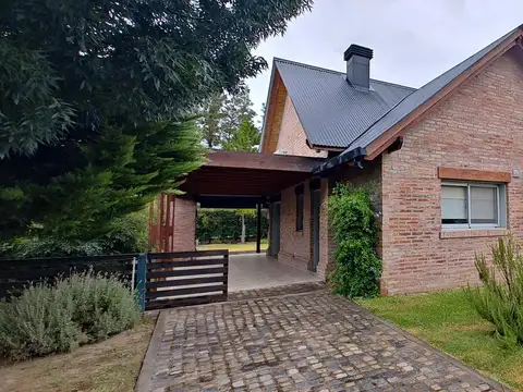 Country San Sebastián (Funes) - Casa de alquiler anual   Amoblada y equipada