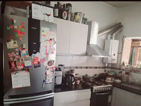 VENTA DE CASA DE DOS DORMITORIOS EN VILLA ITALIA