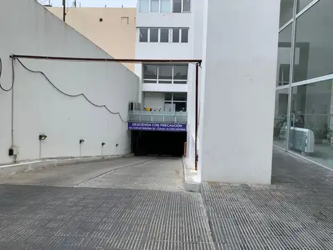 Bartolome Mitre 1400. Entre Paraná y Uruguay