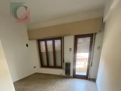 Depto Tipo Casa en Venta en Lanus Oeste, USD 90.000