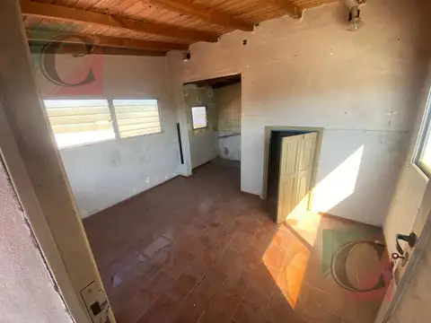 casa para dos familias en dos plantas   sin expensas en Lanús Oeste