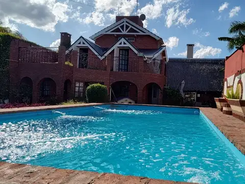 CASA EN VENTA EN VILLA DEL PLATA