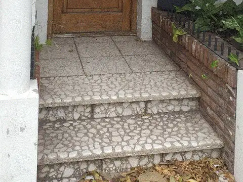 Casa 6 ambientes con 3 baños