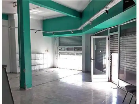 Av. Hipólito Yrigoyen 850